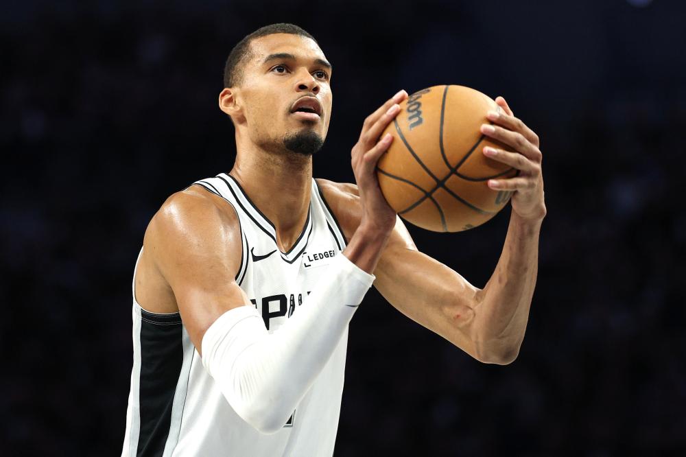 NBA推进两大计划预计收益200亿美元 每队老板将至少分到6.5亿